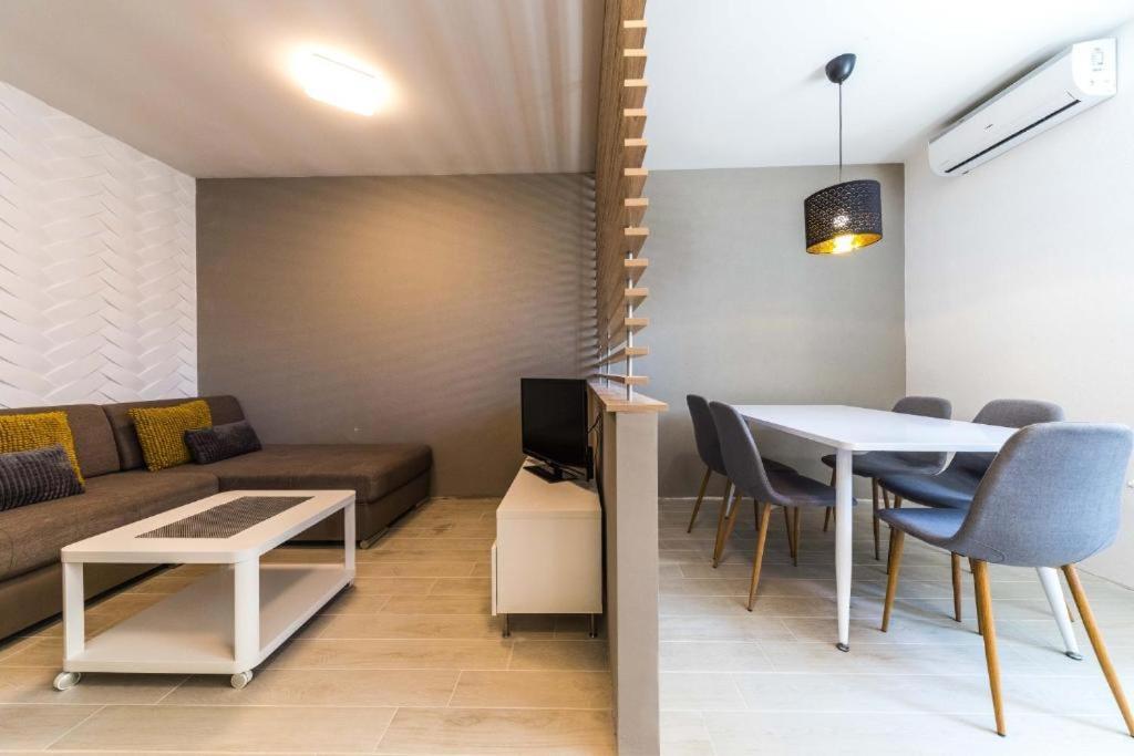 Apartments Gavran 2. Baška Voda Eksteriør bilde