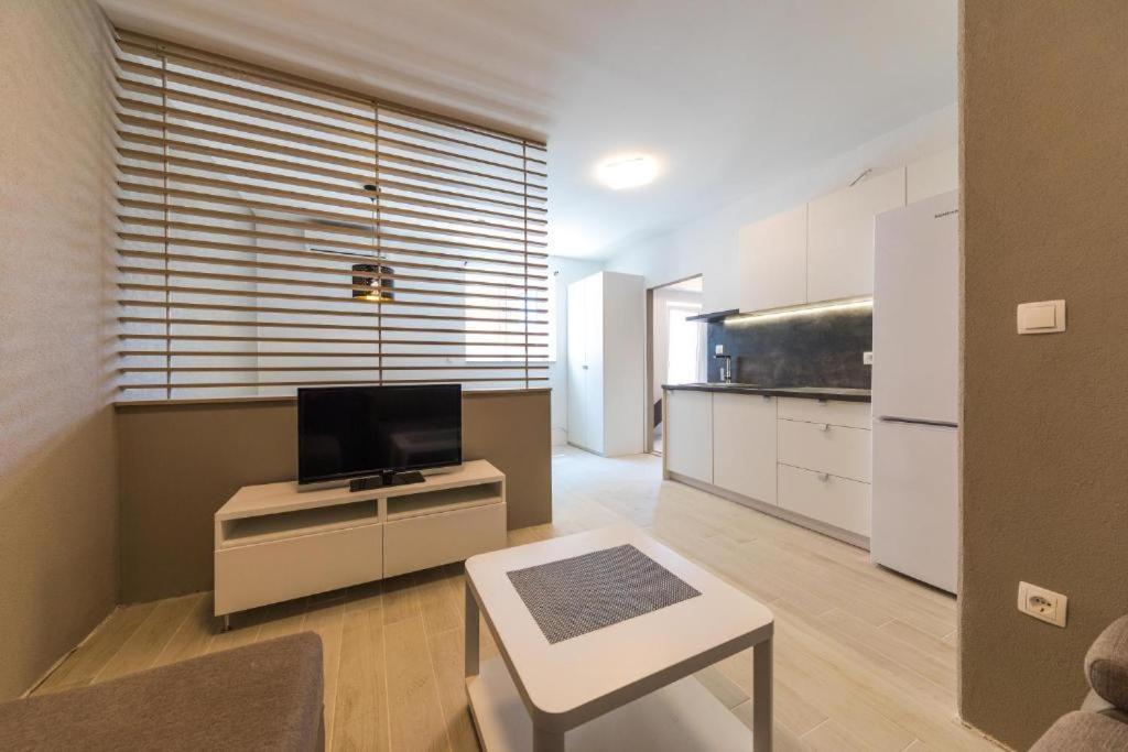 Apartments Gavran 2. Baška Voda Eksteriør bilde