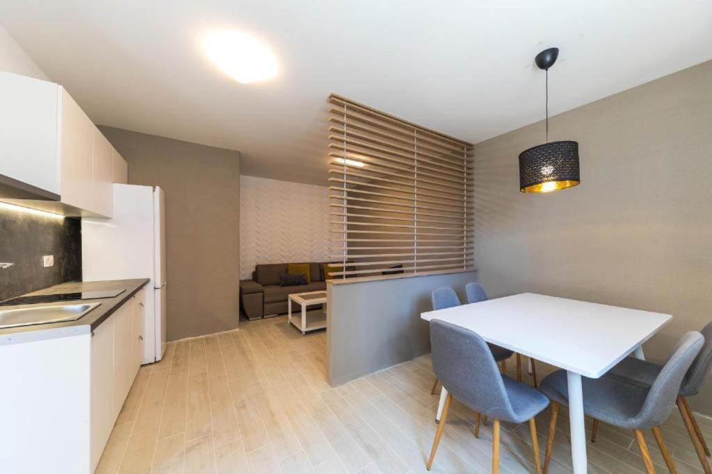 Apartments Gavran 2. Baška Voda Eksteriør bilde