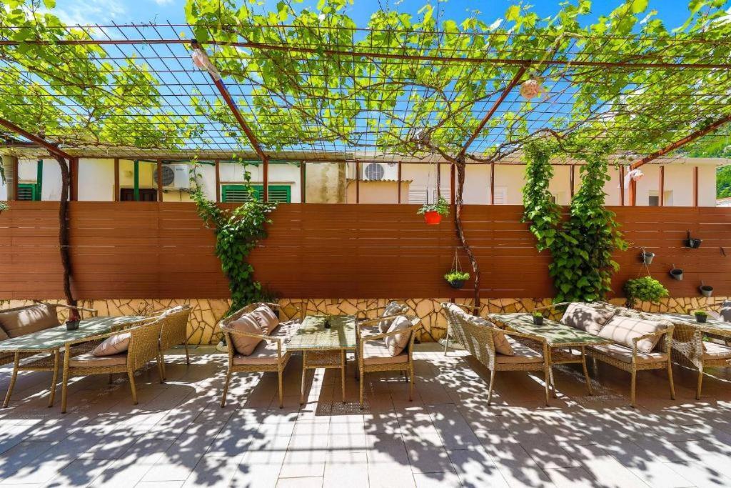 Apartments Gavran 2. Baška Voda Eksteriør bilde