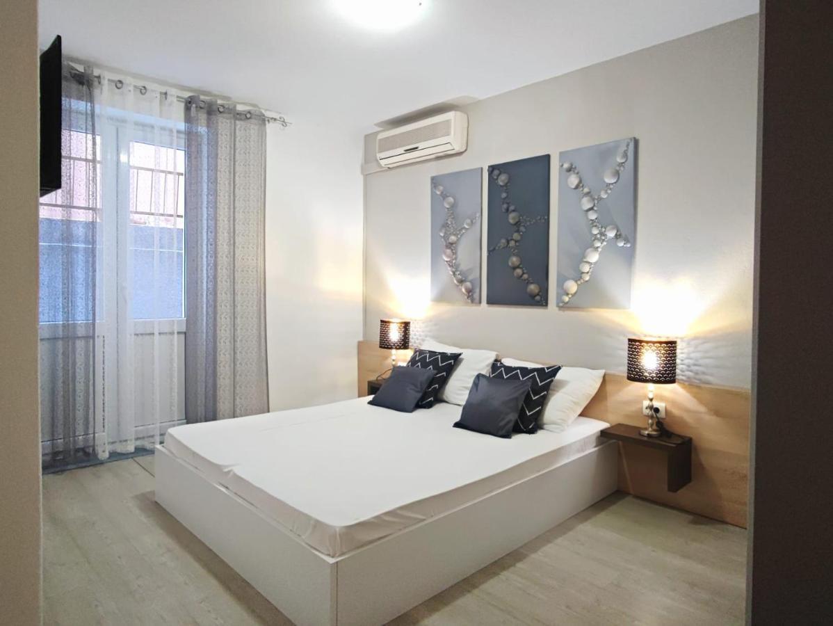 Apartments Gavran 2. Baška Voda Rom bilde