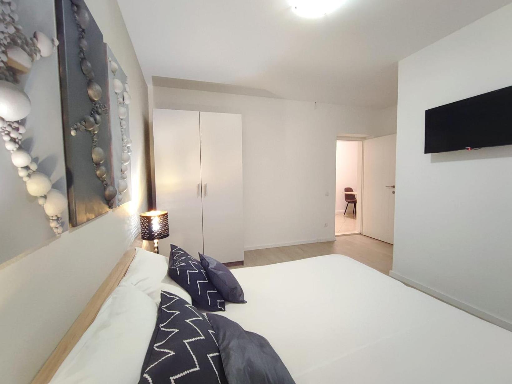 Apartments Gavran 2. Baška Voda Rom bilde